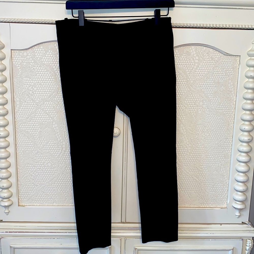 City Fit black stretchy pants with side zipper